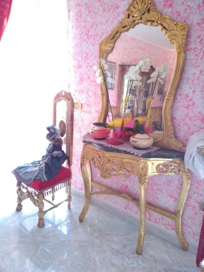 ポルト・チェザーレオA Casa Di Robertoアパートメント エクステリア 写真